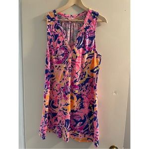 Lilly Pulitzer Sleeveless Essie Dress in Catch & Release print